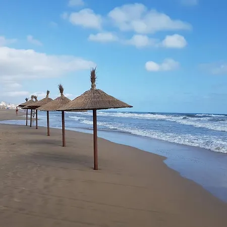 Apartamento Vistas Playa Y Montana.